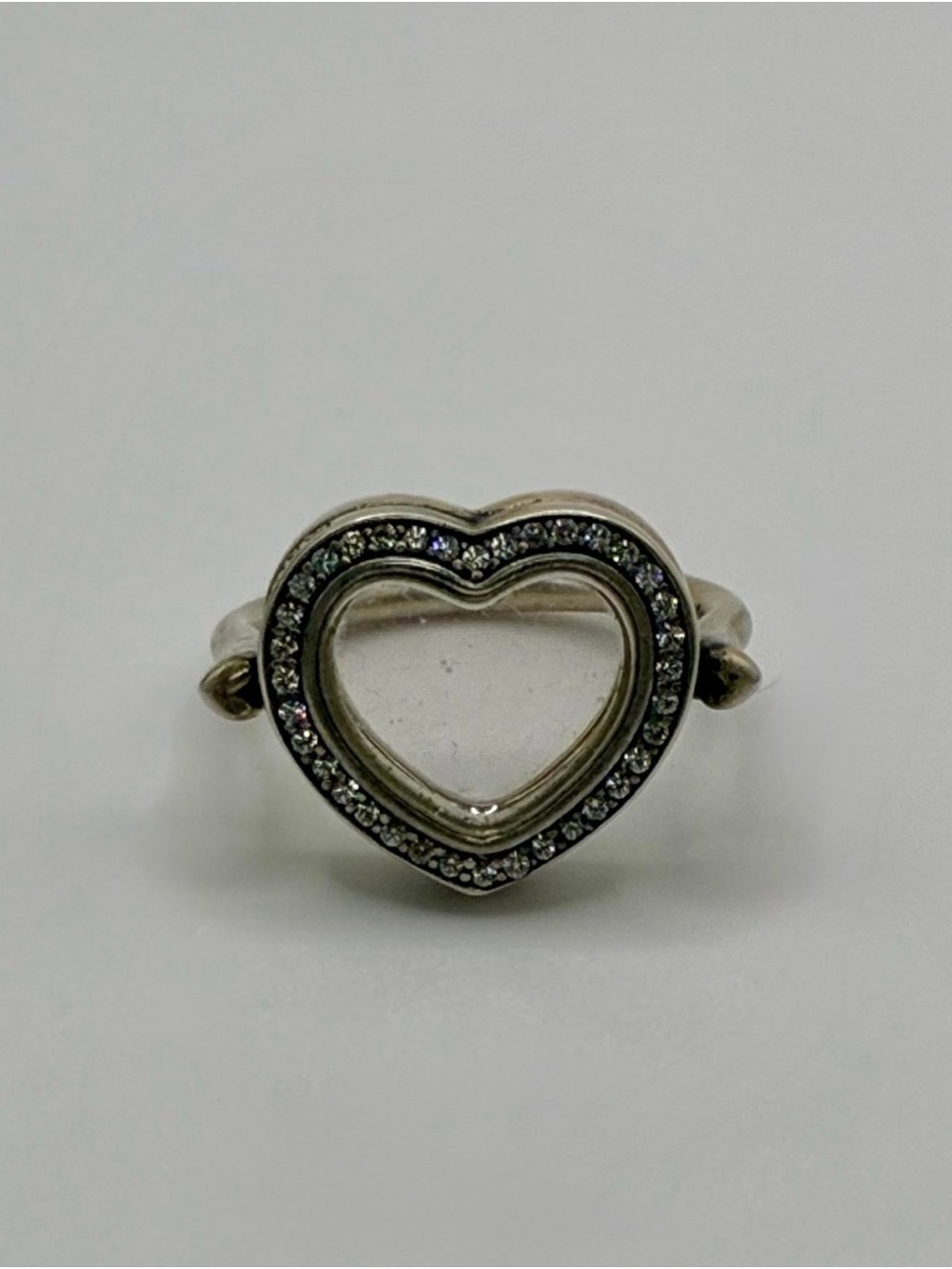 Pandora Floating Heart Locket Ring Size 6.75 w/bag